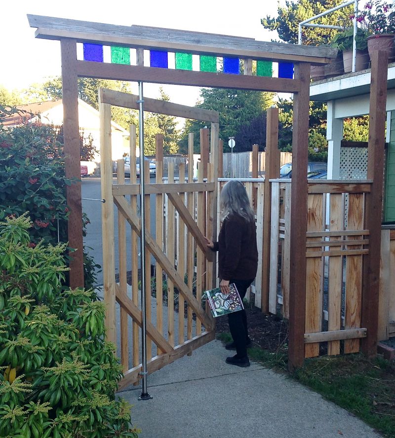 FSC Self-Closing Gate - 07