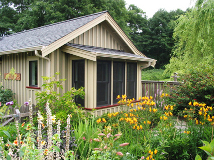 Backyard Cottage | Ross Chapin Architects